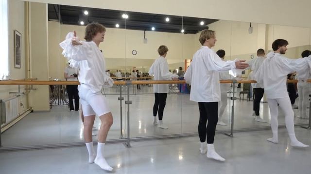 ПРОБУЕМ БАЛЕТ (ft. Парадеич, Кореш, Раговский, Кокошка)