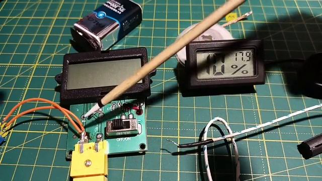 63. Цифровой термометр TM-902C ВРЁТ Решил эту проблему [get.gt]