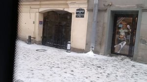 По Невскому проспекту на общественном транспорте