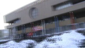 151)Ф ГУЛЯЕМ ОКОЛО ДВОРЦА ДЕСКОГО ТВОРЧЕСТВА