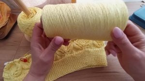 ВЯЗАЛЬНЫЙ ЭПИЗОД # 10.ГОТОВЫЕ РАБОТЫ, ТОП ,, ЗЕФИРКА,, И НОСОЧКИ, ЧТО НА СПИЦАХ , БОЛТАЛКА