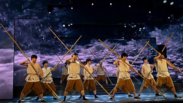 танец с палками