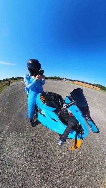 Катя Алмаз мото девушка на Дукати Ламборгини