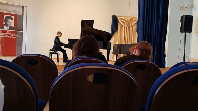 Пурунгуй Владимир -- Л. Бетховен - Соната G-dur op.49 № 2