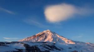 ЧП с туристами при восхождении на высочайшую и опасную вершину Мунку-Сардык в Бурятии