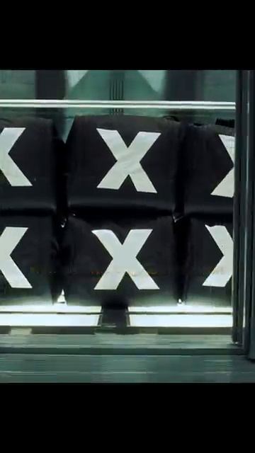 Владельцу казино дали выбор - потерять половину денег или всё #кино #фильм #сериал