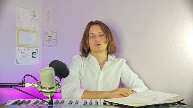 ✅ Постановка тела в вокале  |  Стоять прямо плохо...