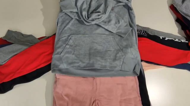 Лот 2669 СТОК Трикотажный микс Канада 1790р-кг 11,4 кг 28ед