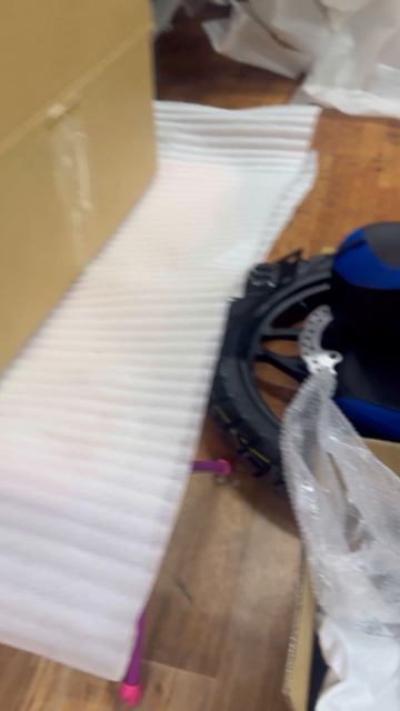 САМЫЙ НОВЫЙ Regulmoto GTO 300 на колесах 17/19!