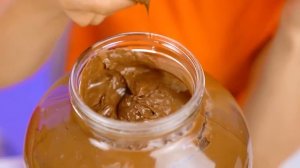 Красная еда vs Синяя еда Челлендж с Candy DO