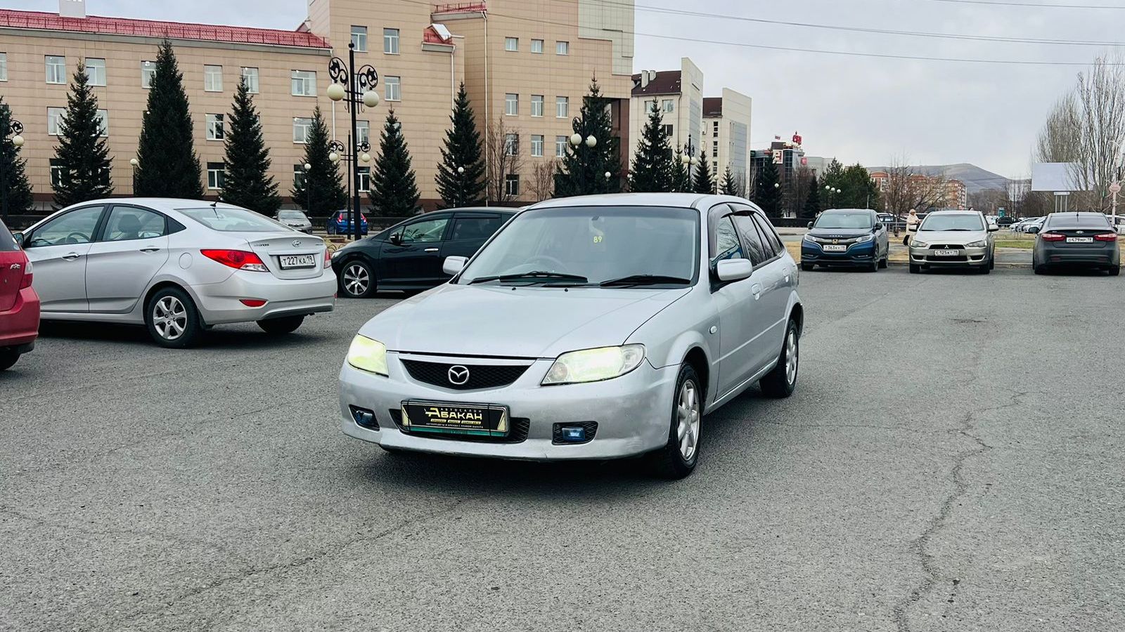 Mazda Familia, 2002 год