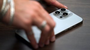 Тысячи iPhone в России превратились в «кирпичи» после обновления iOS