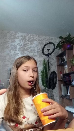 отвечаю на вопросы только не пошлые, пошлые игнорирую