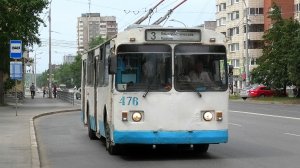 Троллейбус Екатеринбурга ЗиУ-682В [В00] №476 маршрут 3 на остановке «улица Заводская»