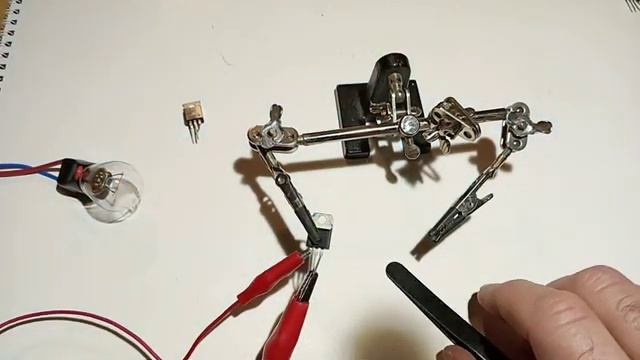 68. Разница при проверке тиристора и симистора [get.gt]