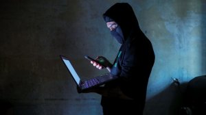 Опасное путешествие: россияне рискуют столкнуться с мошенниками перед майскими праздниками