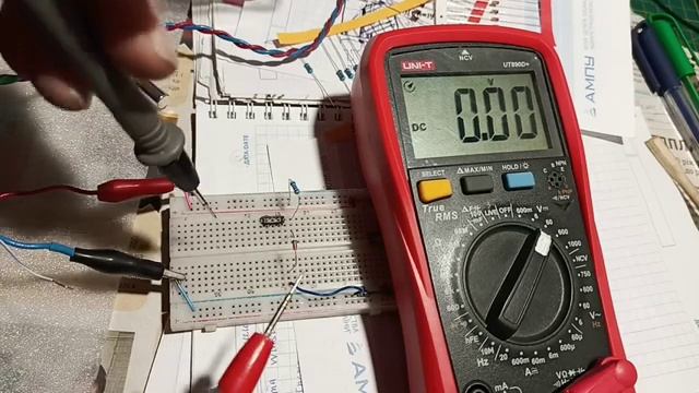 15. СТАБИЛИТРОН Определяем на плате это стабилитрон или диод и его номинал 12-02