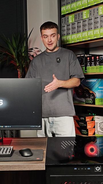 Этот стол может быть любым / ПК в столе