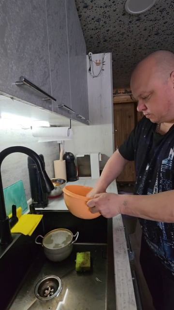 Ох и вкусно же я приготовил 😋 Идея для обеда 🍜  #идеядляобеда #рецептподливы #рецептгуляша #гуляши