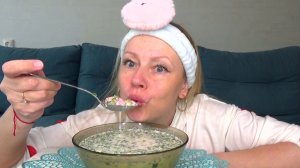 Мукбанг от Яновны Окрошка на кефире , вкуснее не придумаешь. Еда вкуснота.