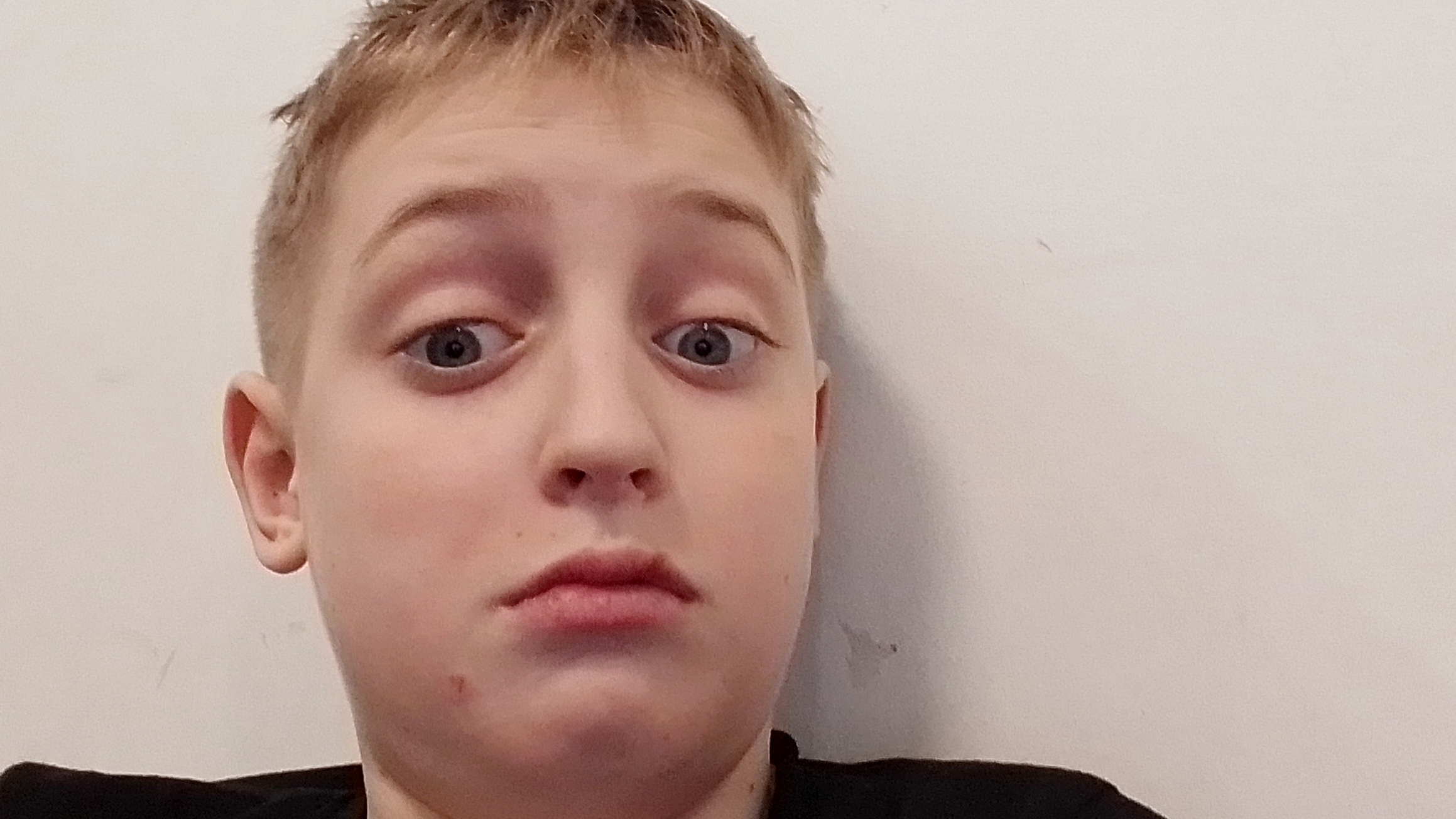 обновление в игре побег от блогера