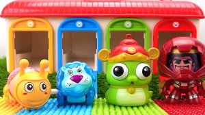 Цветной гараж и игрушки антистресс. Мультики залипательные. Для детей. Для малышей мультики