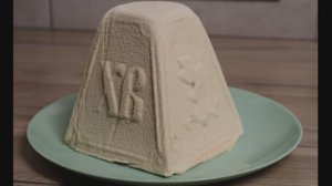 Творожная Пасха с вареной сгущенкой без выпечки и яиц ароматная нежная сладкий десерт на каждый день