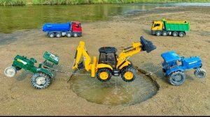 Новый JCB 5CX попал в аварию из-за грязи, вытаскивая трактор Swaraj, трактор Ford? Мультфильм