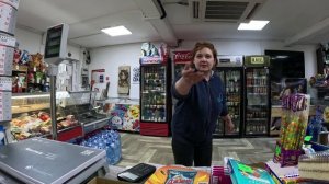 Соседи калечат Воровку: шуруповёрты, биты, кровь.Первая помощь,Затерпели по полной,лечение стресса'