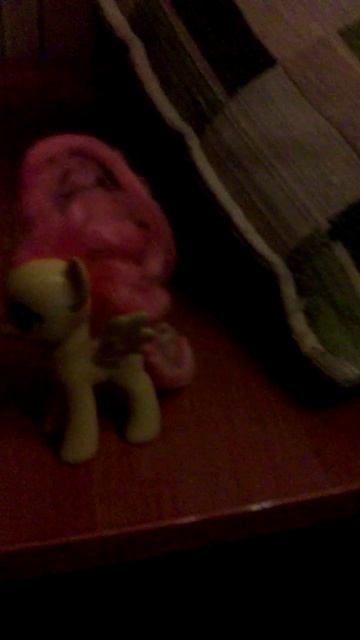 44)Ю АЛУШТА КВАРТИРА ИГРАЕТСЯ ВИОЛЕТТА