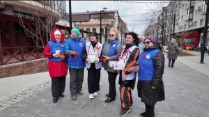 "Волонтеры Победы" начали раздавать георгиевские ленты на улицах Тюмени