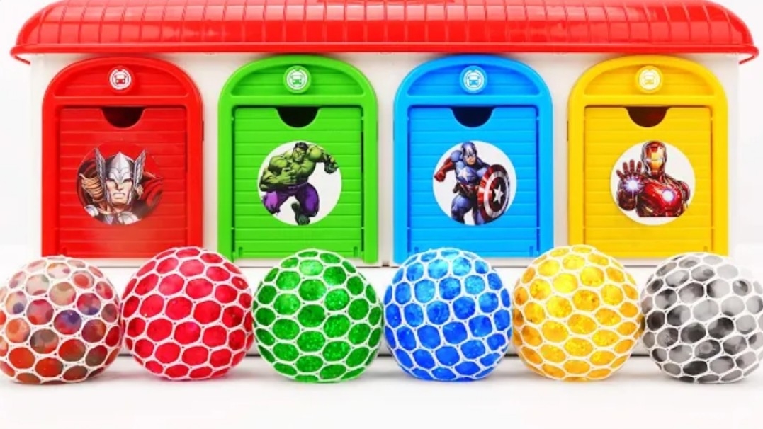 Человек-паук спасает Бэтмена против железного человека против Венома/Супергерой для Детей Мультфильм