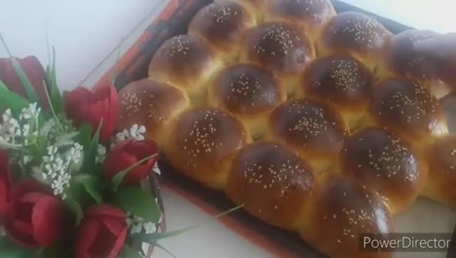 А вы добавляете в тесто уксус Вот почему они как пух. Мягкие булочки как хлопок. #булочки#выпечка