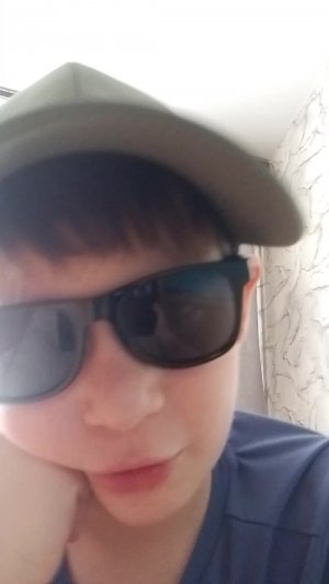 рассказывай истории из школы.