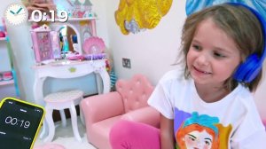 Макс и Катя устроили Прятки