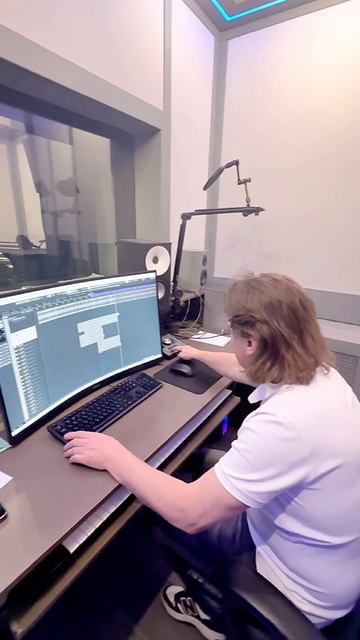 Как думаете, сколько дублей записали?  До 10 или больше? #геныч #жара