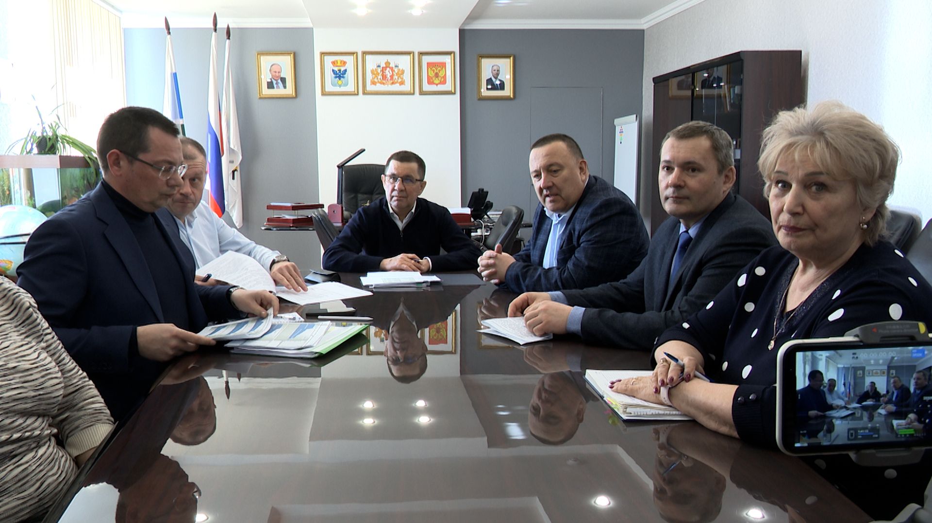 Визит заместителя Губернатора: будущее городского теплоснабжения и ответы на вопросы жителей.