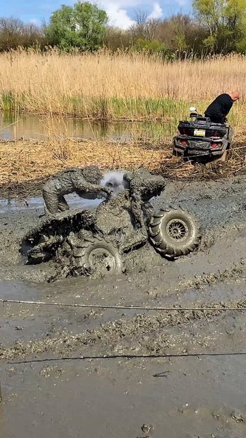 Девушки газуют #квадроциклы #гонки #девушки #форсажюг #cfmoto