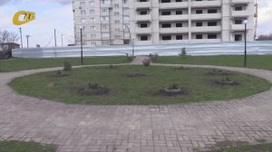 ЖИТЕЛЬНИЦА ЖЕЛЕЗНОГОРСКА ПРЕДЛОЖИЛА ПОСАДИТЬ В СКВЕРЕ ПРЕДПРИНИМАТЕЛЕЙ КУСТЫ МОЖЖЕВЕЛЬНИКА