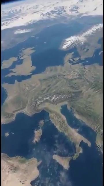 Из космоса...   МКС...