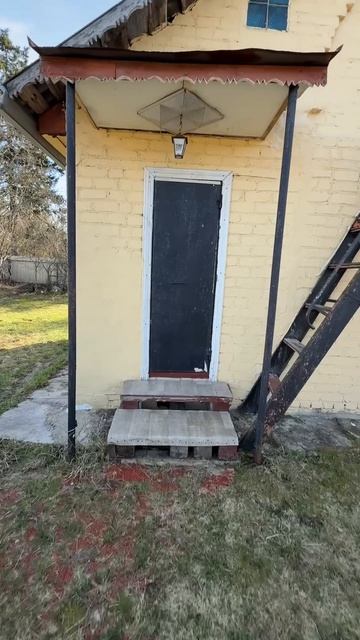 Продается кирпичная 2-х эт.  дача на участке  8.9 соток в СНТ Майский, гор. Карабаново