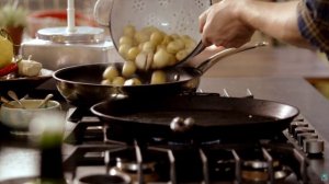 30 минут. Сендвич со стейком, картофель, салат. ПЕРЕВОД Джейми Оливер