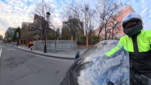 По Москве на мотоцикле