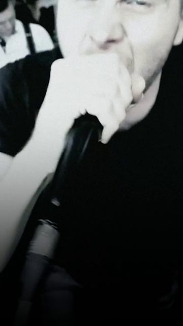 Он загнал себя в угол!