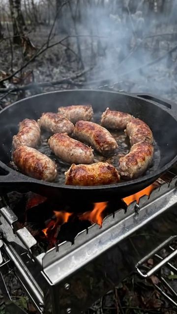 Когда сковорода на мангале начинает решать всё