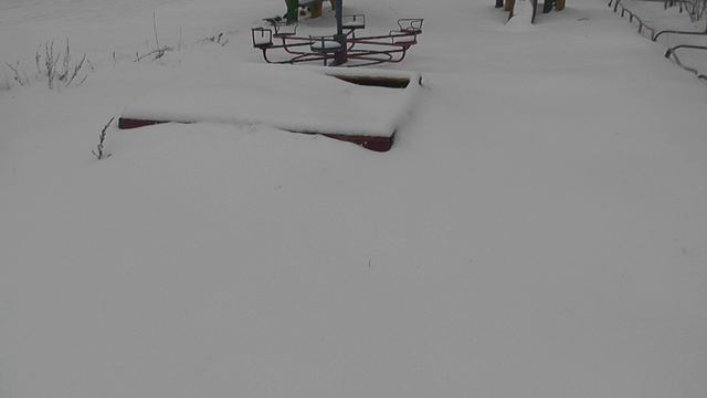 Неожиданно много снега 21.04.2026 год