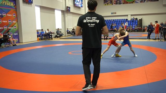 ГРБ.  Вес 35 кг. борьба за бронзу Олейник Андрей (Краснодар)-Нерадовский Дмитрий (Славянский р-н)