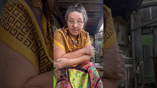 Варю чай в самоваре  раздуваю огонь сапогом