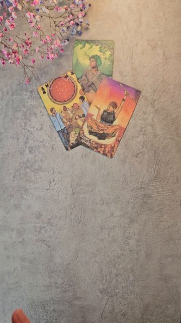 В чем он не может признаться сам себе⁉️