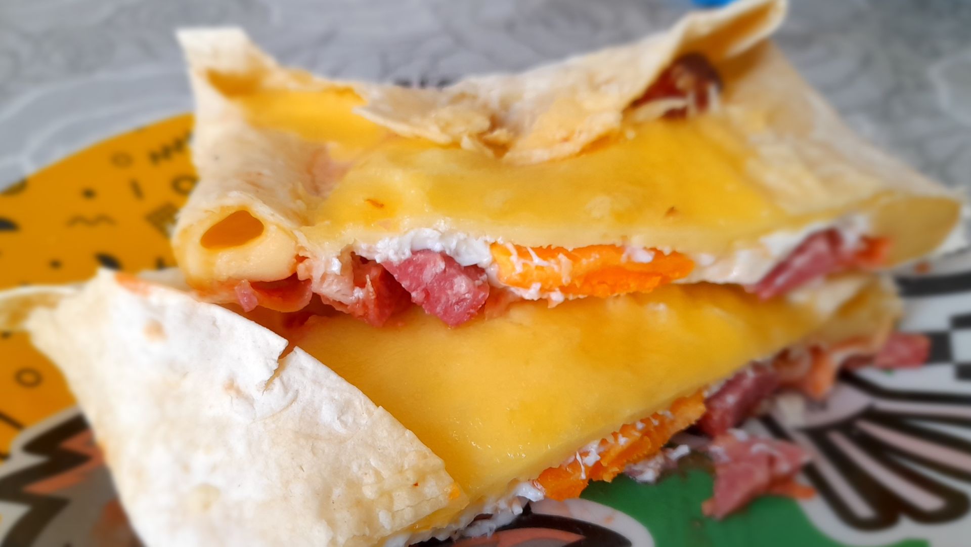 Яичница в тортильи